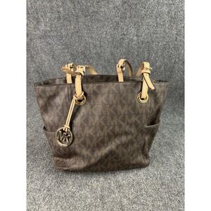 Michael Kors Signature Jet Set Shoulder Bag  Brown Tote MK  Leather Monogram